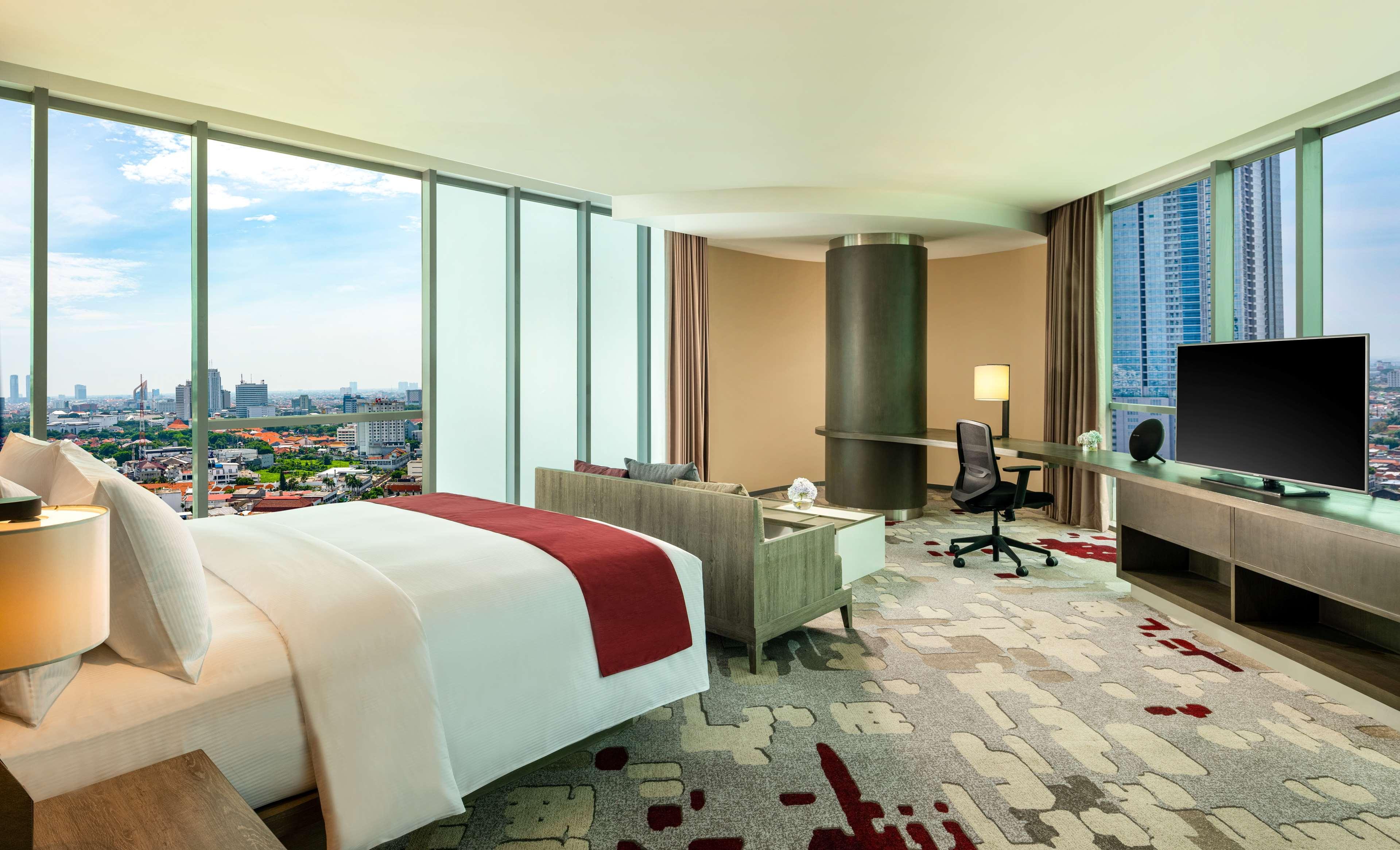 Doubletree By Hilton 5*