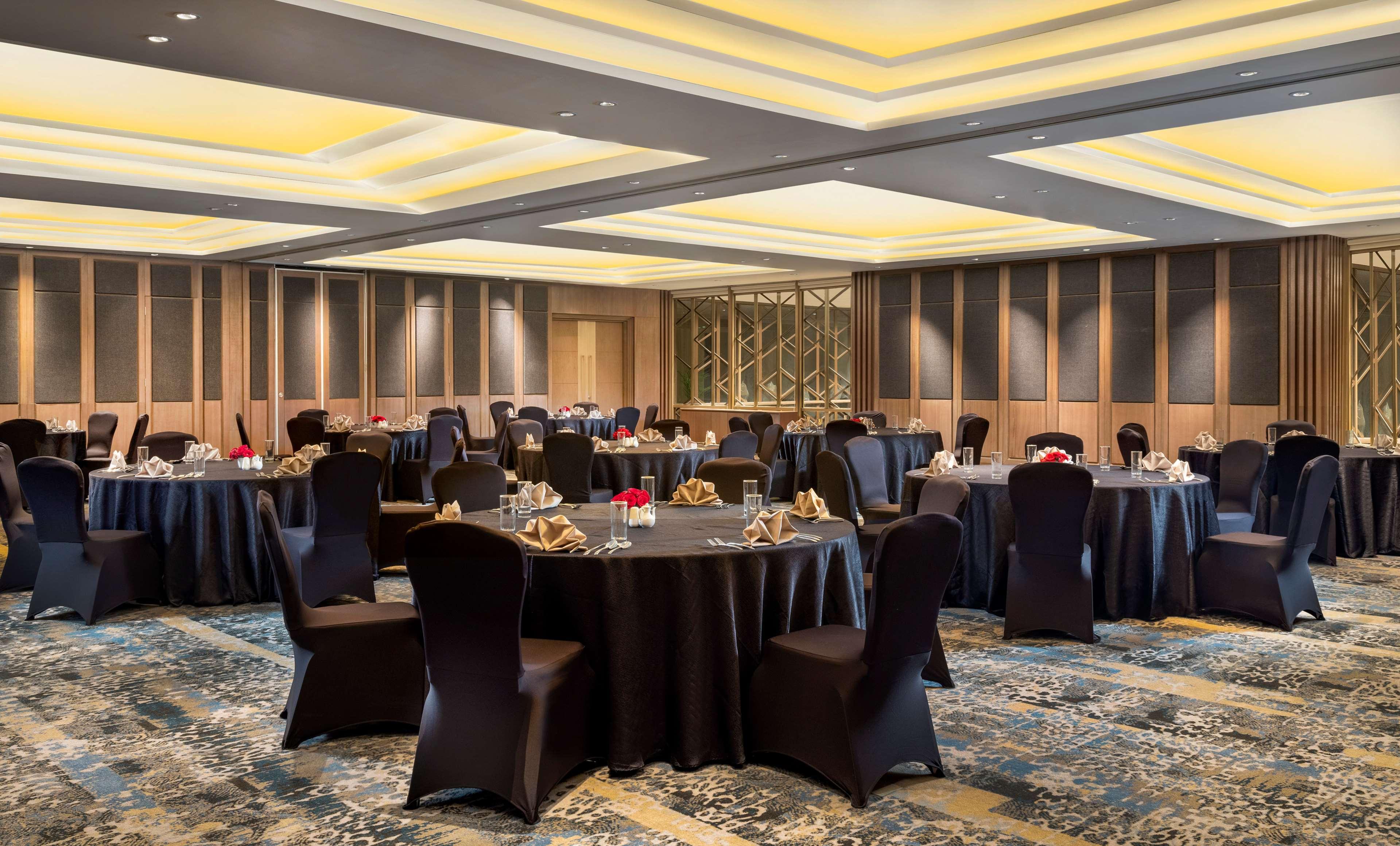Doubletree By Hilton Hotel Surabaya