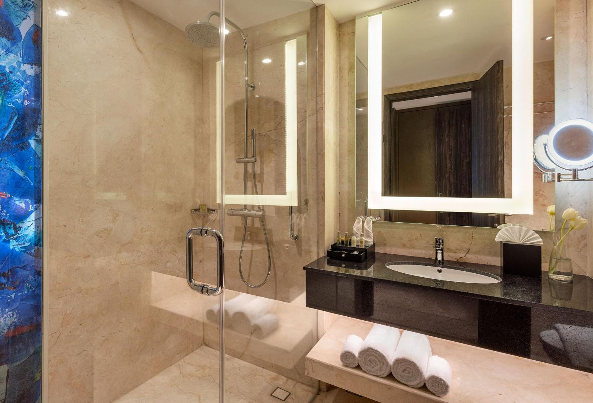 Doubletree By Hilton